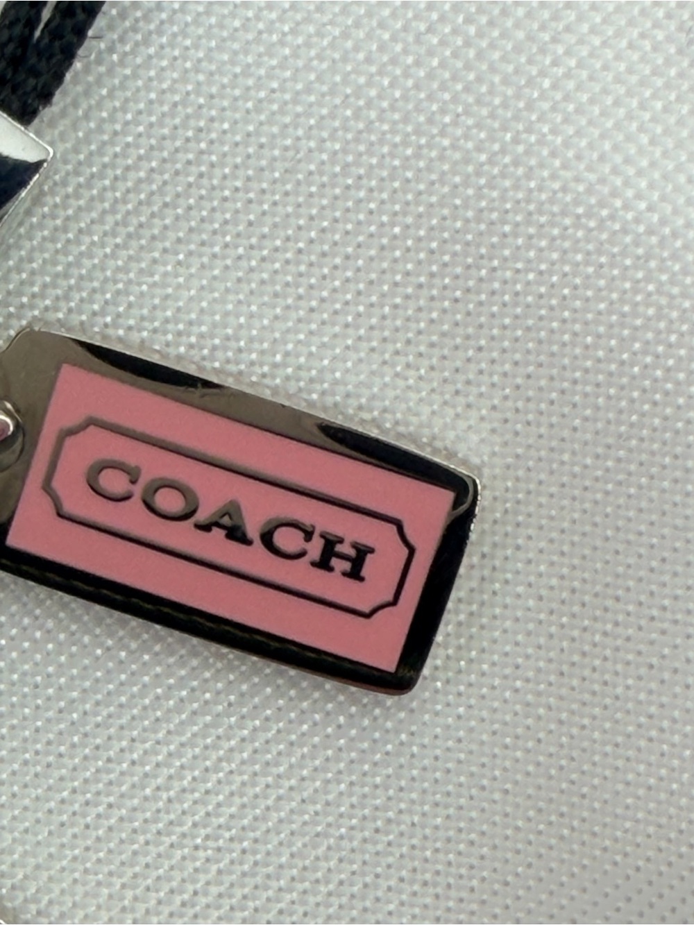 NWT VINTAGE COACH Double Heart Signature Charm & Box 2000-2005 Model - Picture 3 of 6